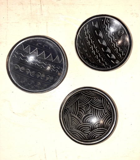 (Thee)schaaltje soapstone zwart diverse motieven