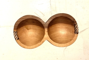 Schaaltje hout dubbel
