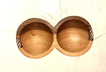 Schaaltje hout dubbel